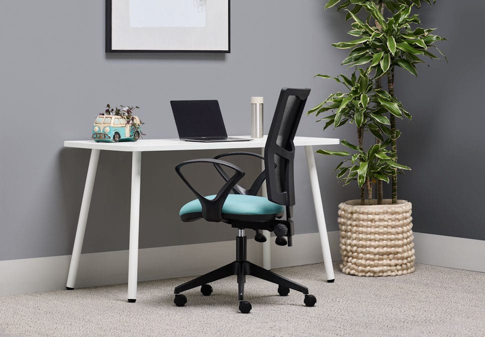 Office Fit Out East London & Docklands | Design, Build & Furniture | JS